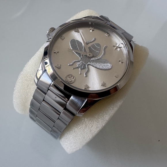 Gucci Bee Watch - Picture 9 of 15